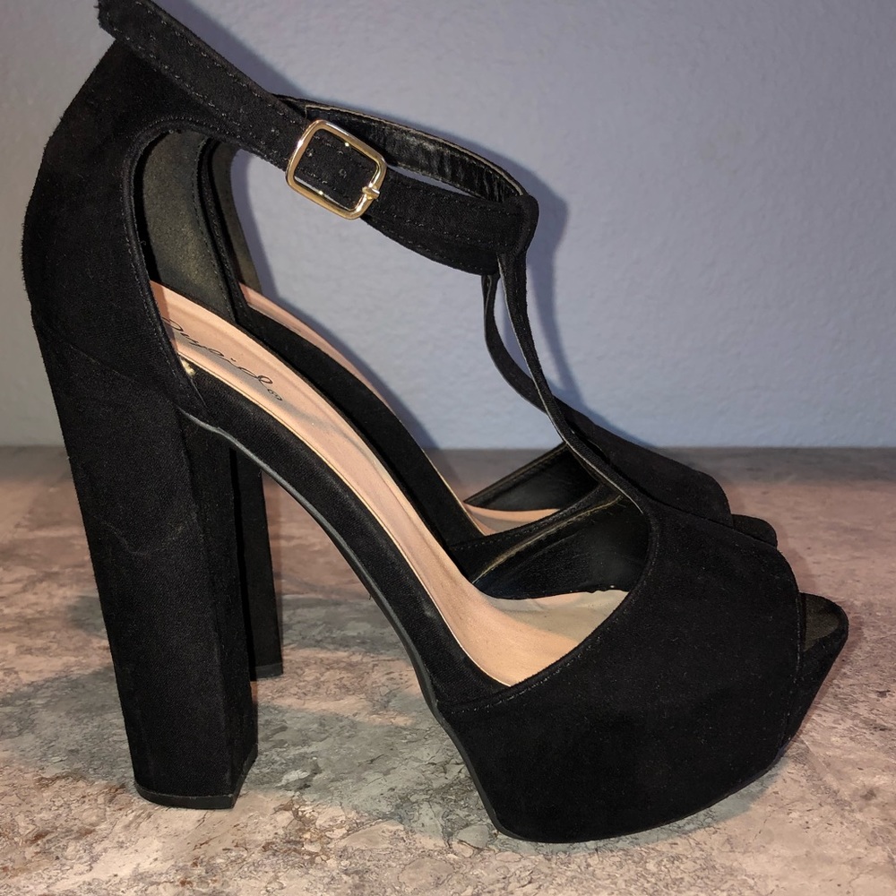 Black Plateform Heels